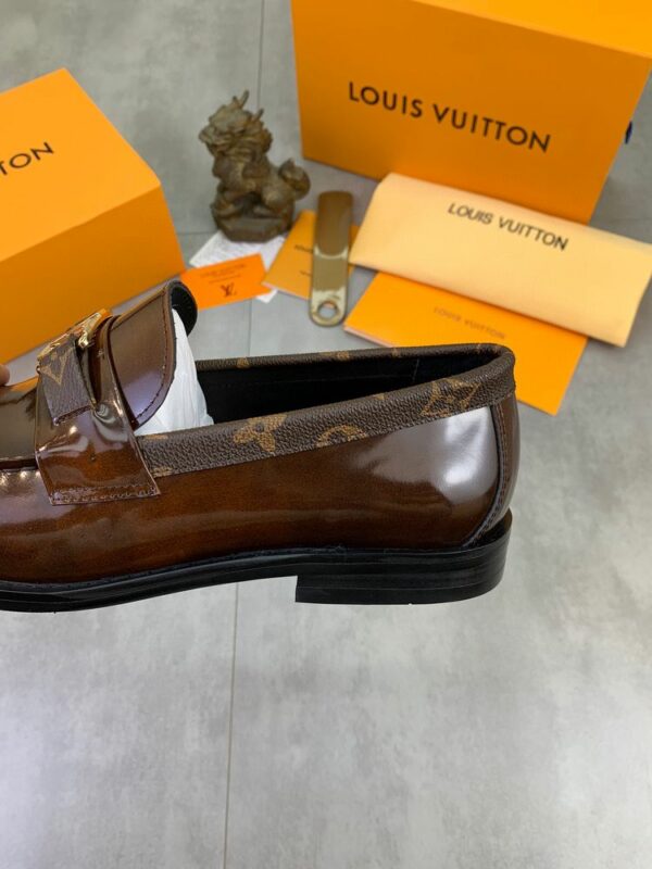New Collection Fashion Shoes L3073