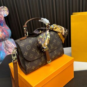 Daily Street Style LV Handbag L746