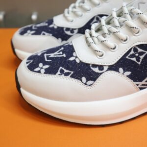 Iconic Street Daily Shoes L3265
