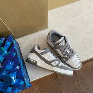 Iconic Street Daily Shoes L3058
