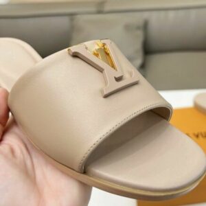 Iconic Street Daily Shoes L3333