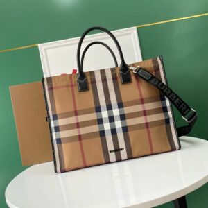 New Collection Fashion Handbag B001 QA