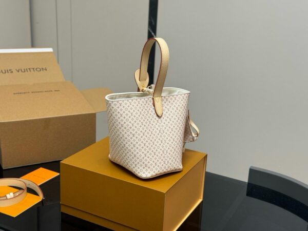 New Collection Fashion LV Handbag L1744