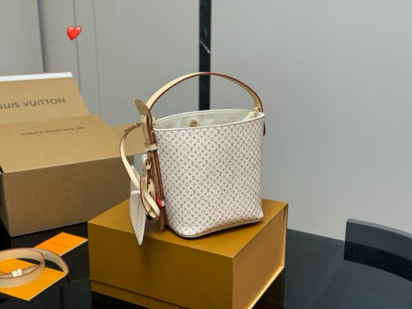 New Collection Fashion LV Handbag L1744