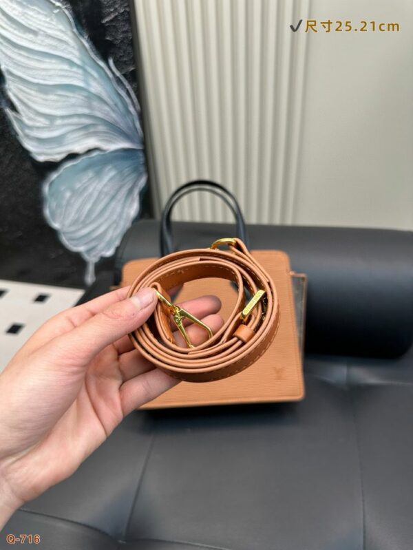 New Collection Fashion LV Handbag L1717