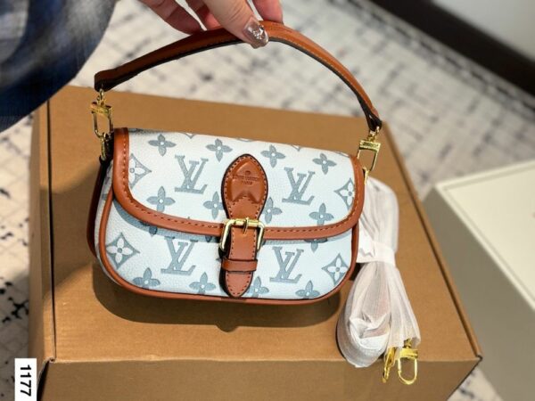 New Collection Fashion LV Handbag L1699