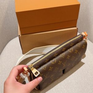 Daily Street Style Bag L5137