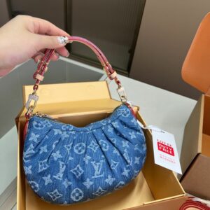 Daily Street Style LV Handbag L978