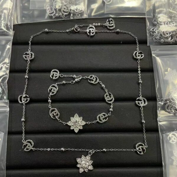 New Arrival Gucci Set Women 003