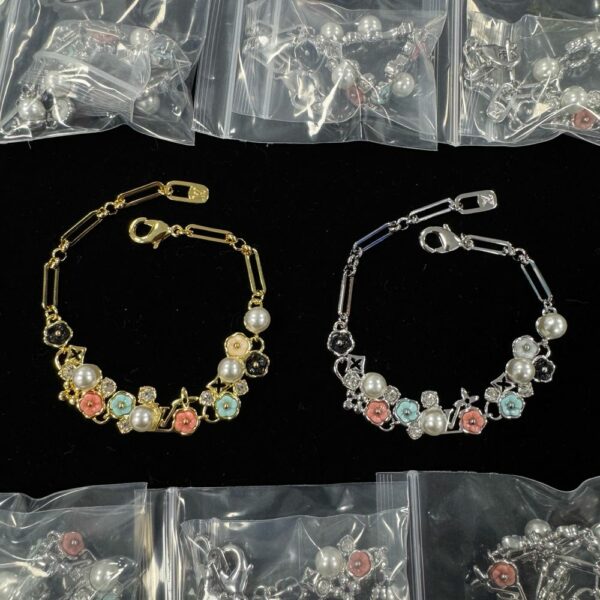 New Arrival LV Bracelet 173
