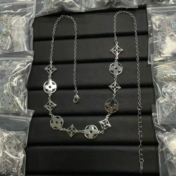 New Arrival LV Necklace 128