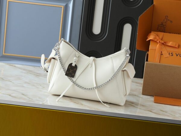 Luxury LV Handbag M25143.3