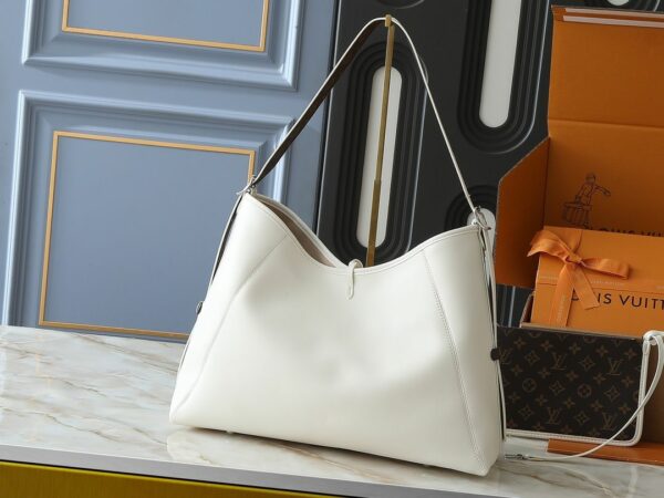 Luxury LV Handbag M25143.2