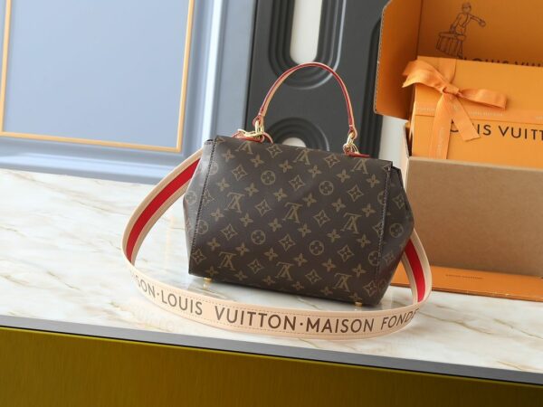 Luxury LV Handbag M42738-M44863