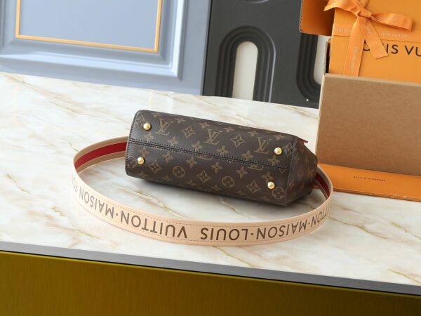 Luxury LV Handbag M42738-M44863
