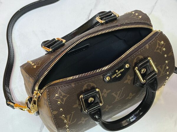 Luxury LV Handbag M46881.1