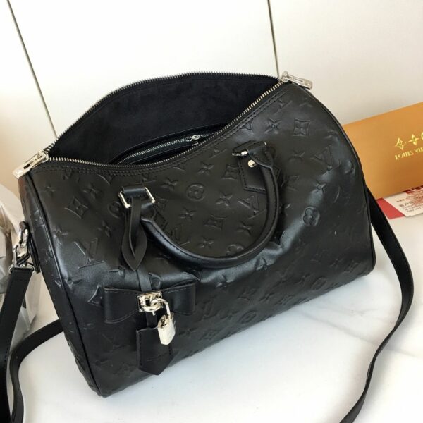Luxury LV Handbag M13904