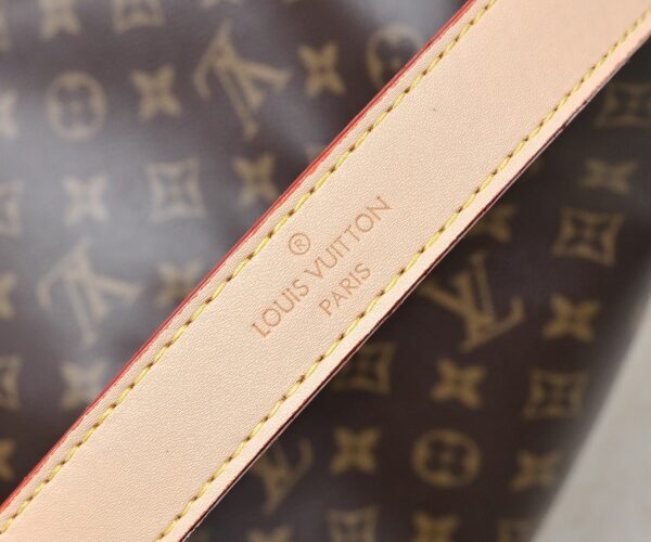 Luxury LV Handbag M12098.2