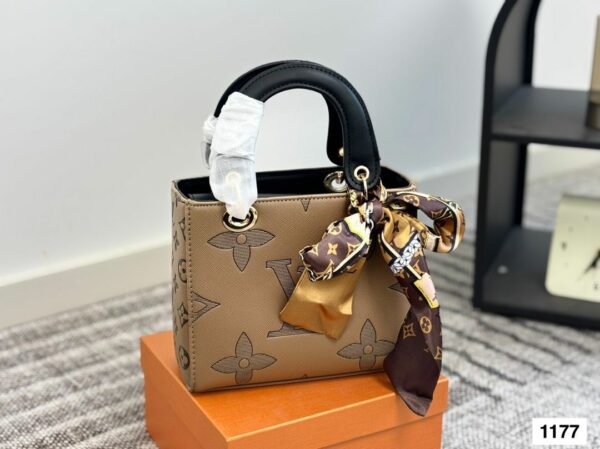 New Collection Fashion LV Handbag L2024