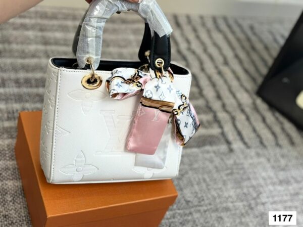 New Collection Fashion LV Handbag L2024