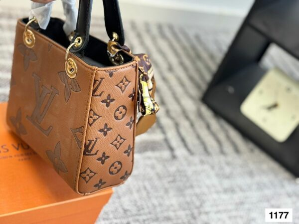 New Collection Fashion LV Handbag L2024