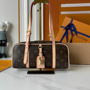 Luxury LV Handbag M47031