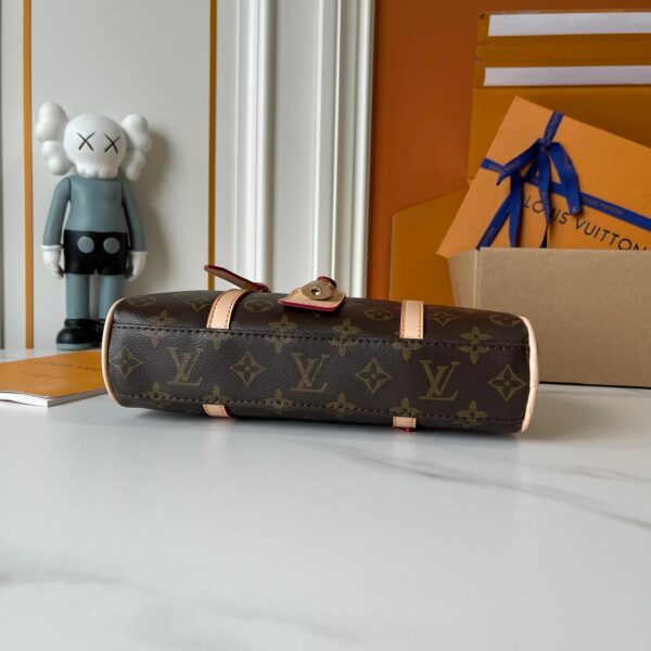 Luxury LV Handbag M47031