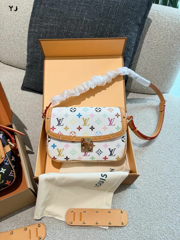 New Collection Fashion LV Handbag L2030