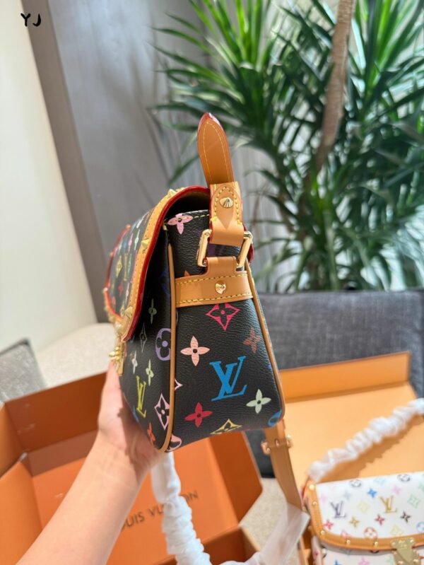 New Collection Fashion LV Handbag L2030