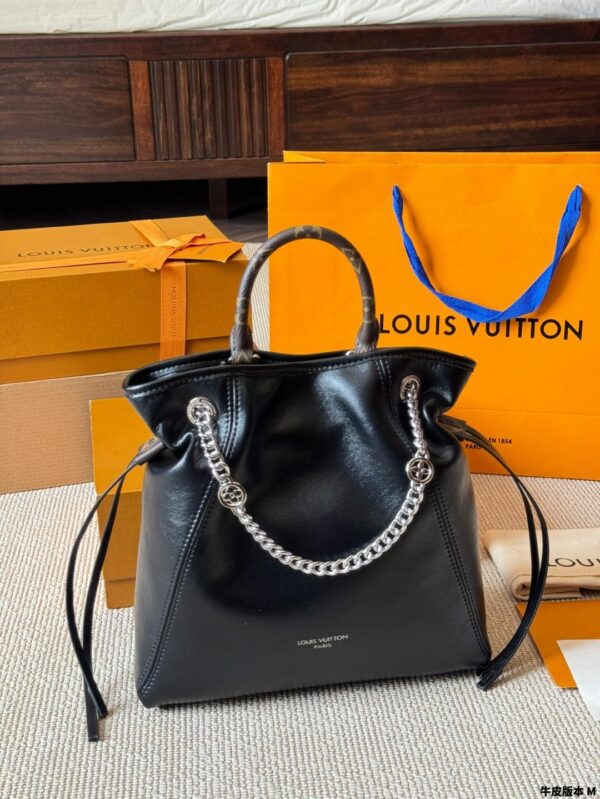 New Collection Fashion LV Handbag L2032