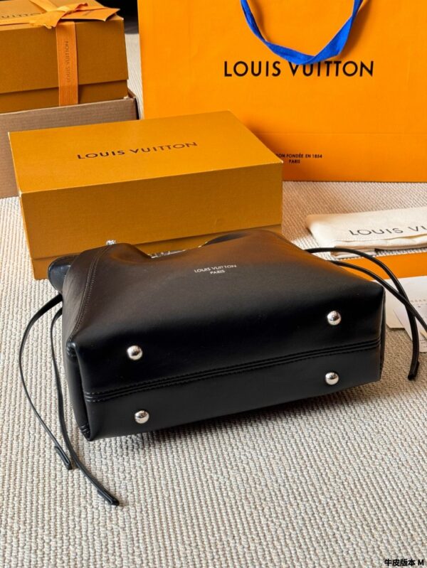 New Collection Fashion LV Handbag L2032