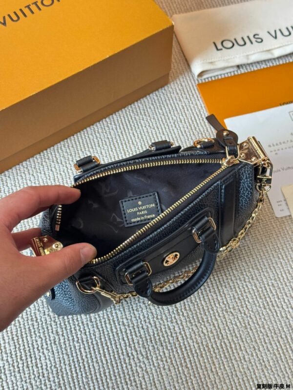New Collection Fashion LV Handbag L2033