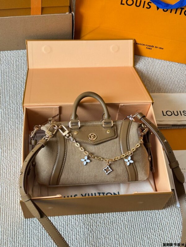 New Collection Fashion LV Handbag L2033