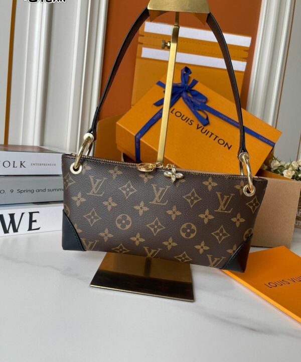 New Collection Fashion L*V Handbag 1666