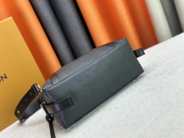 Luxury LV Handbag M25557-M25561