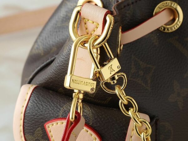 Luxury LV Handbag M25085