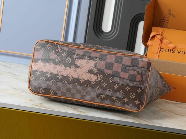Luxury LV Handbag M26174