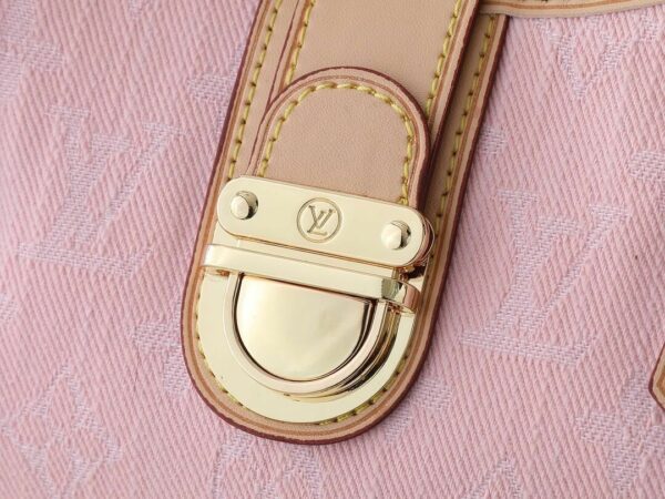 Luxury LV Handbag M95020