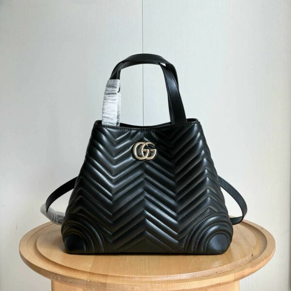 Luxury Gucci Handbag 847387