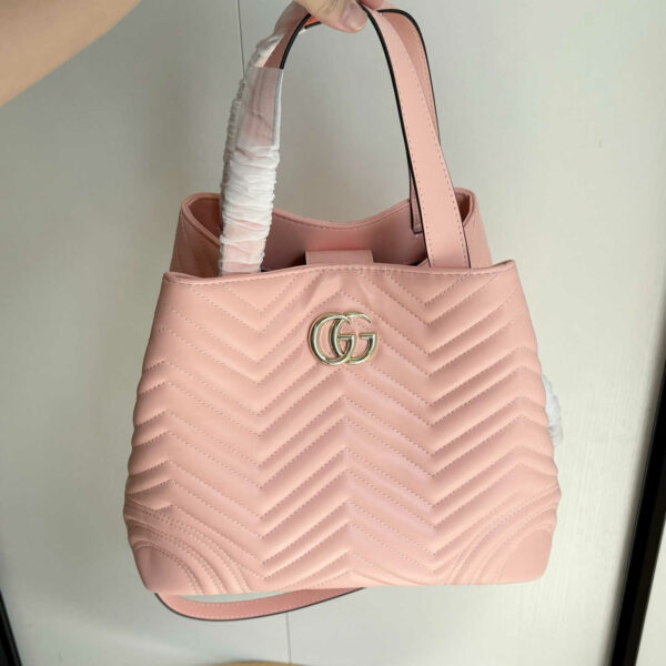 Luxury Gucci Handbag 847387