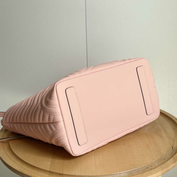 Luxury Gucci Handbag 847387
