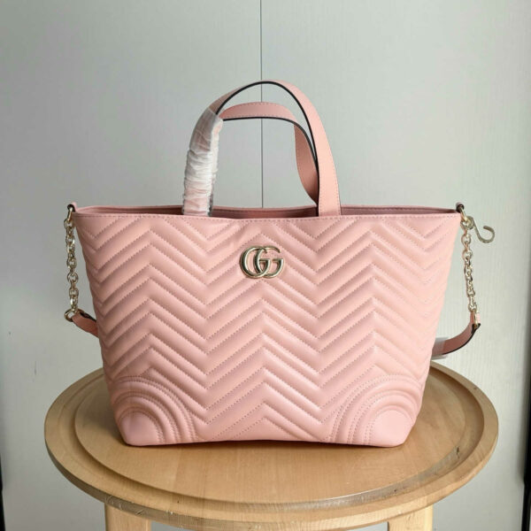 Luxury Gucci Handbag 847387