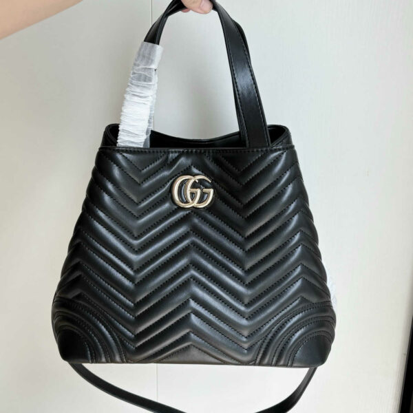 Luxury Gucci Handbag 847387
