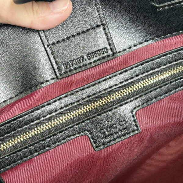 Luxury Gucci Handbag 847387