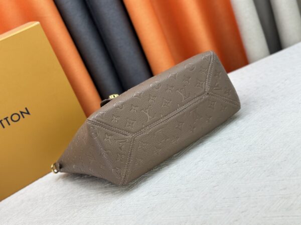 Luxury LV Handbag M25858-M25890