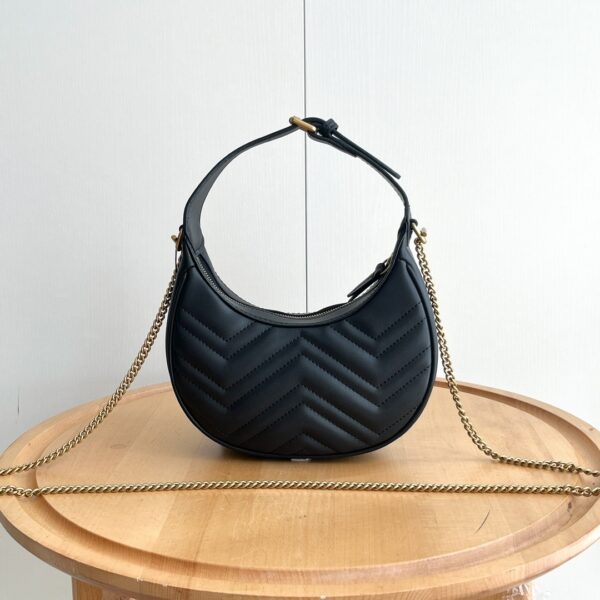 Luxury Gucci Handbag 699514