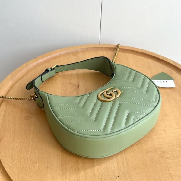 Luxury Gucci Handbag 699514