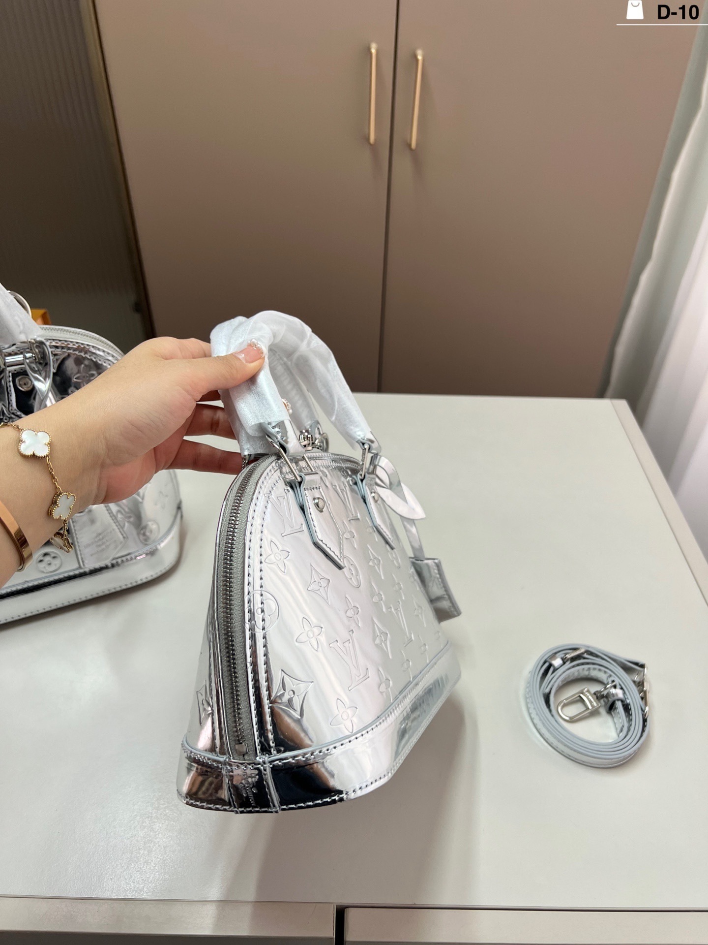 New Collection Fashion LV Handbag LV2511049 New Collection Fashion LV Handbag LV2511049