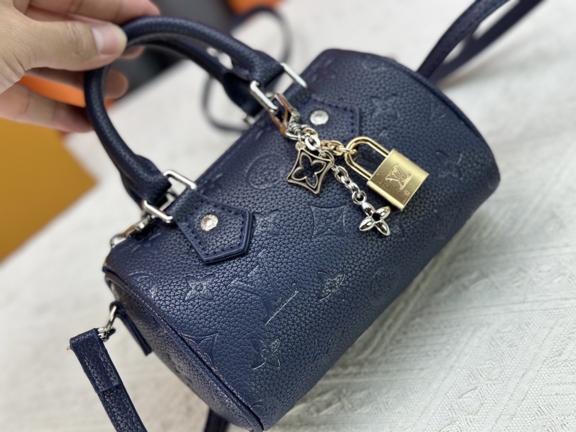 Luxury LV Handbag M81085-M81625 Luxury LV Handbag M81085-M81625