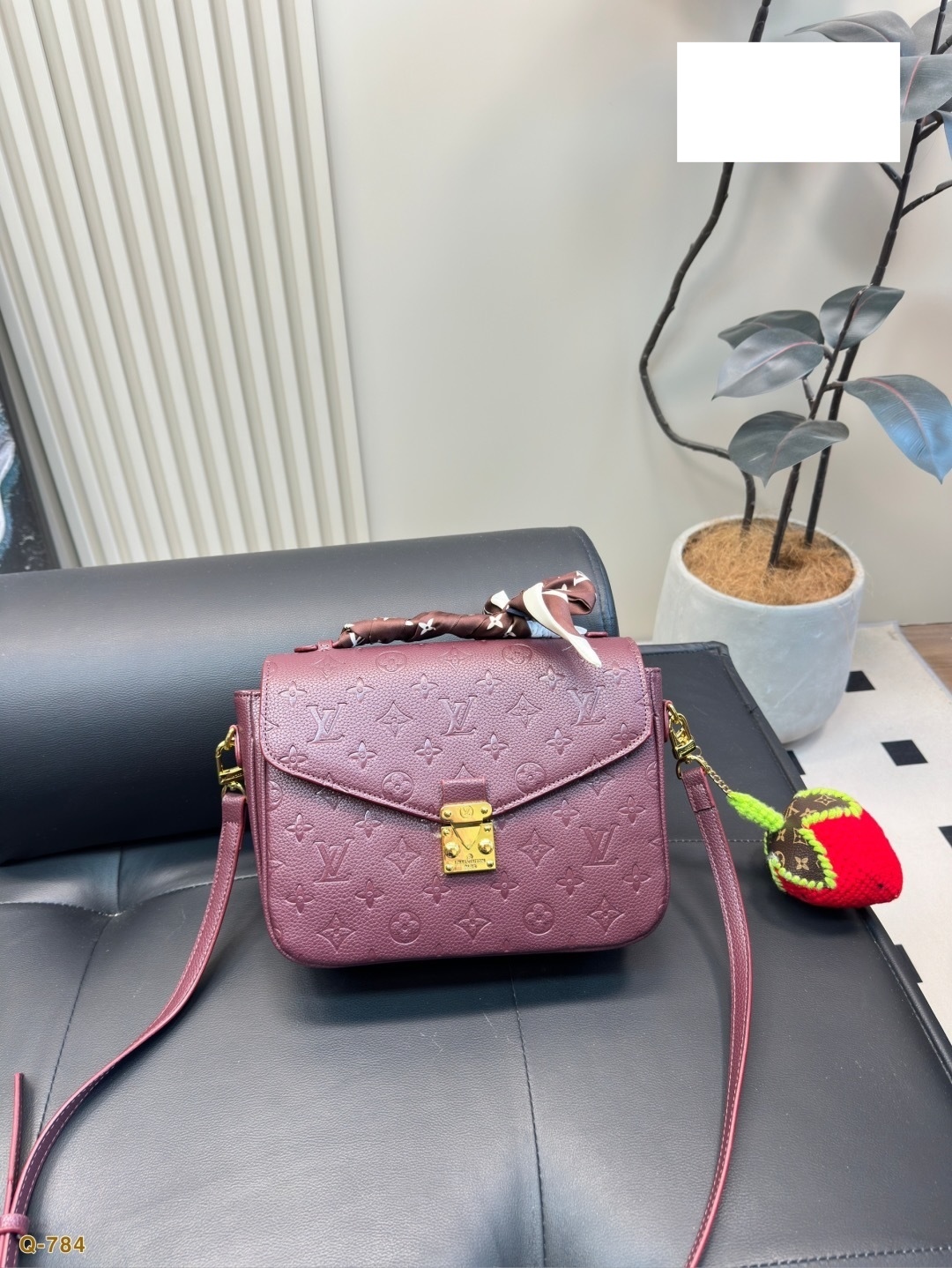 New Collection Fashion LV Handbag LV2510144 New Collection Fashion LV Handbag LV2510144